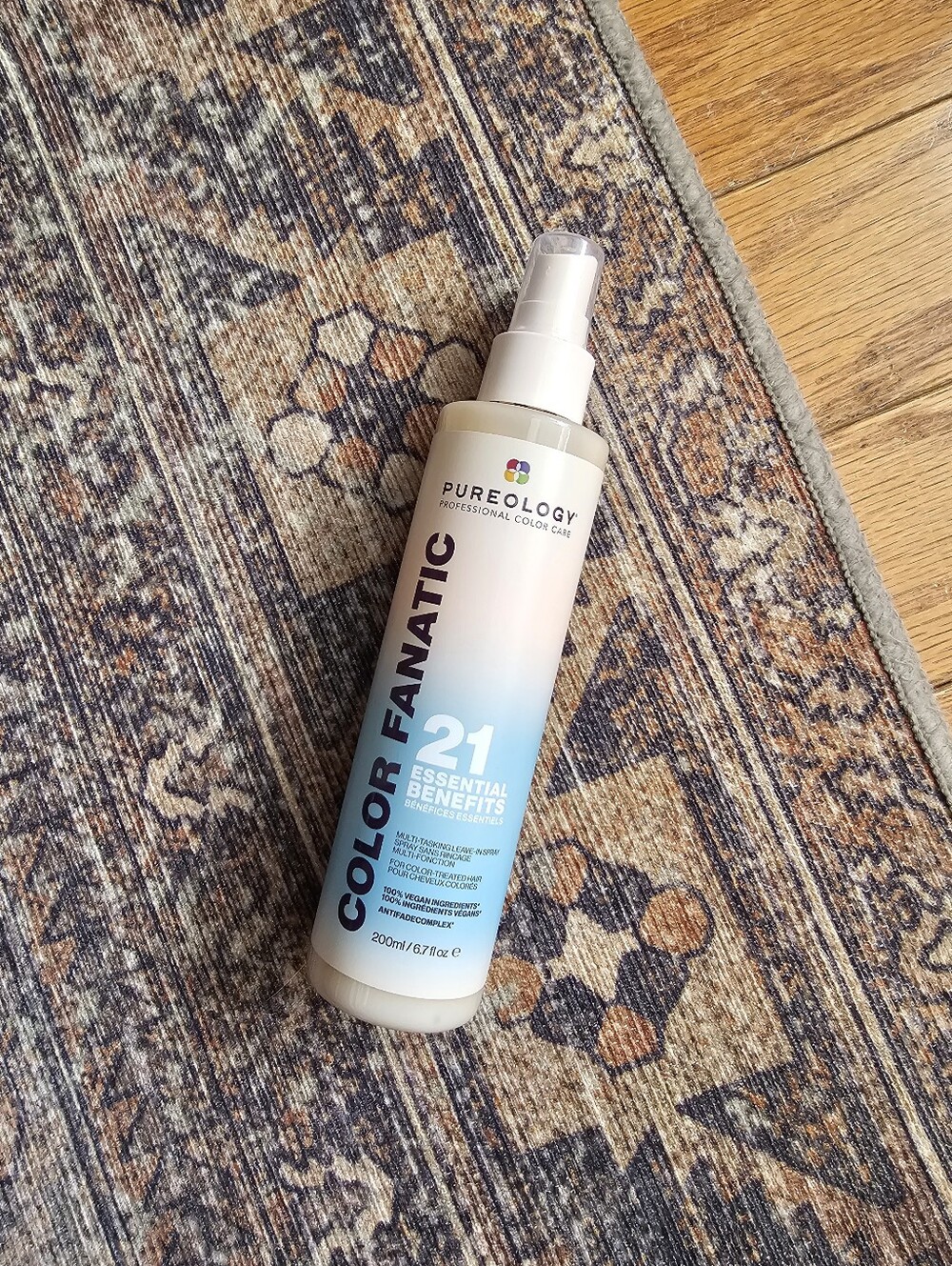 Pureology Color Fanatic Multi-Tasking Leave-In Conditioner Spray - Picture 2 of 6